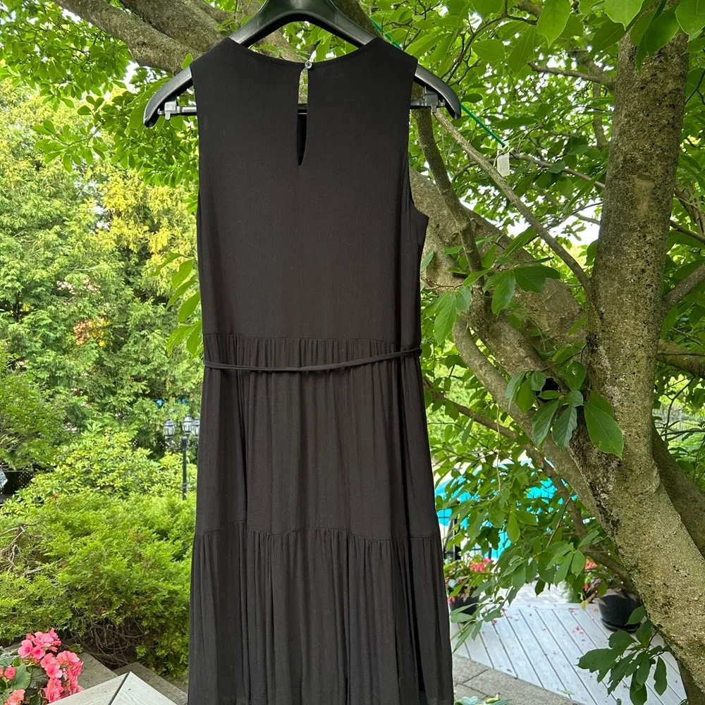 Banana Republic Summer Little Black Dress - Picture 4 of 6